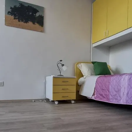 Πανσιόν Laura *