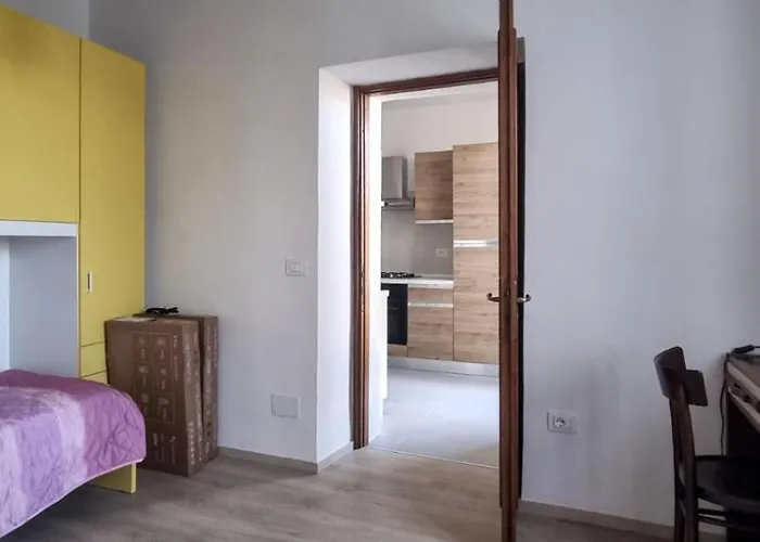 Laura * أورفييتو